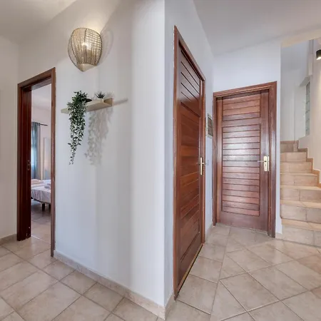 Casa Bonica - Ocean Views - 2 Min By Lanzarote *